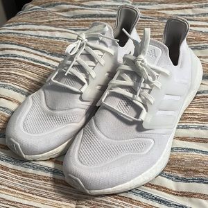 Adidas Ultraboost 22 Triple White (Size 11)
